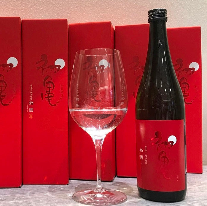 初亀 純米吟醸 粋囲 720ml(箱入り)