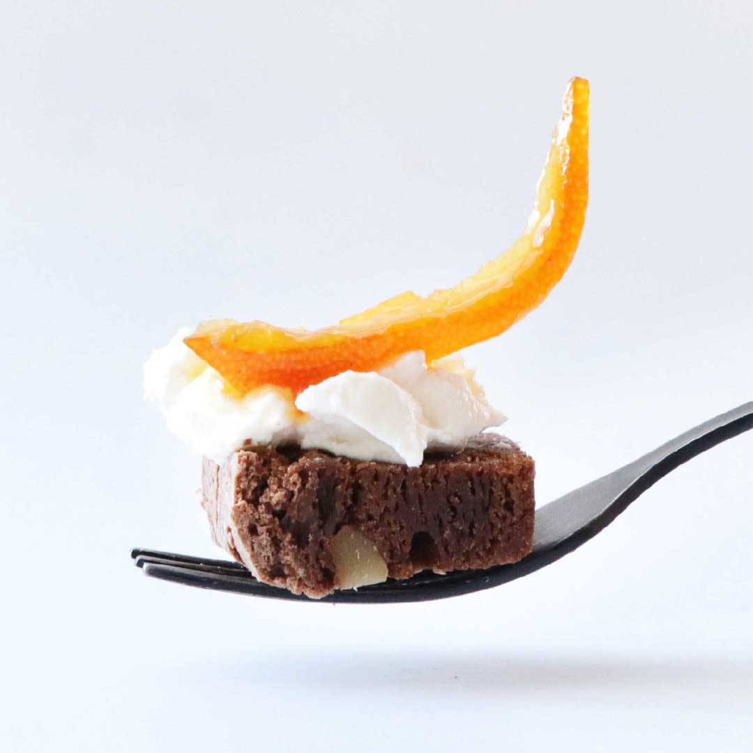 ワイン屋さん」のチョコレートブラウニー (275g)（箱入り）